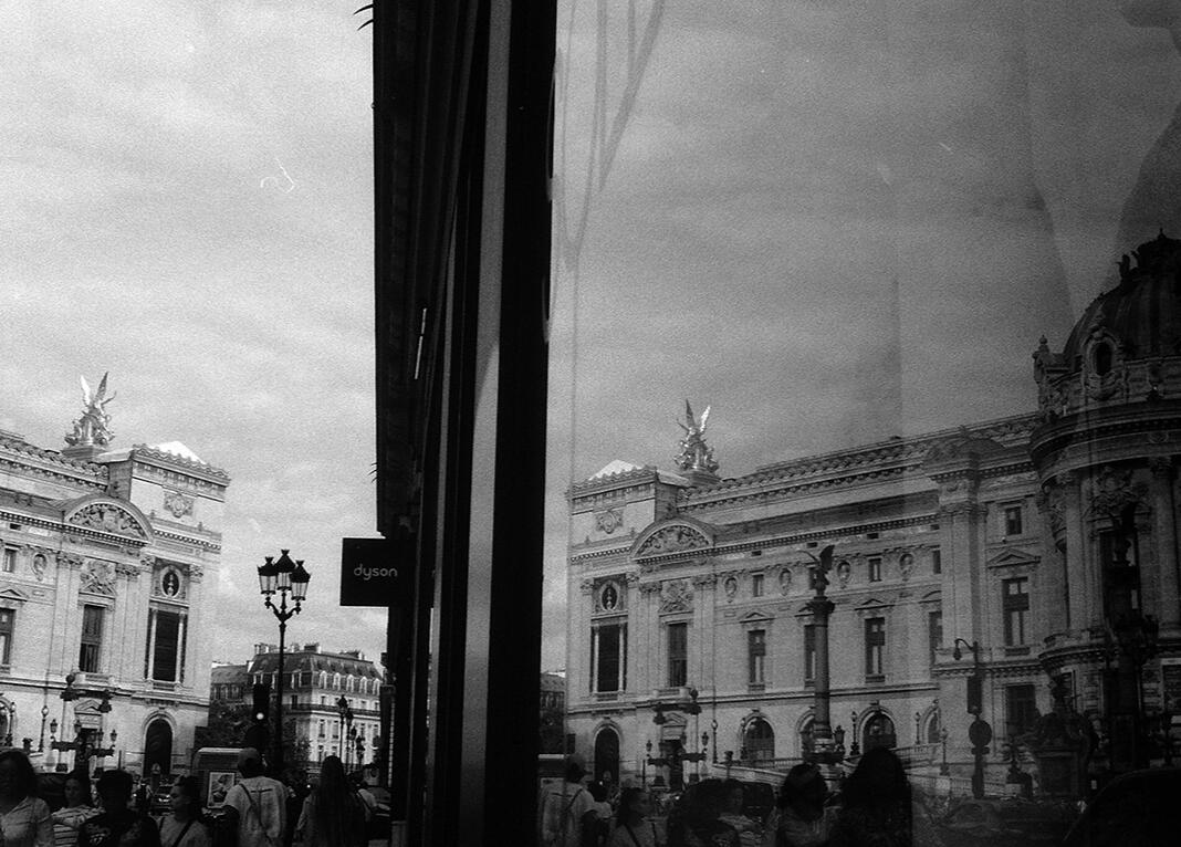 I Am There Inside! - Paris